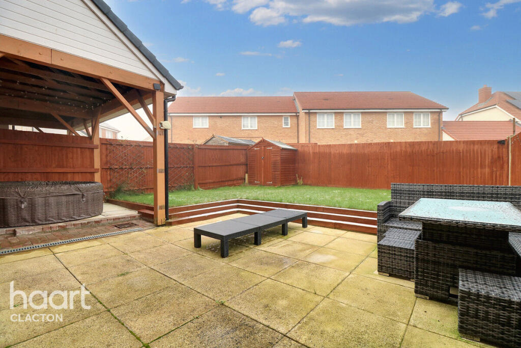 Additional image 14 of Hamford Crescent, Walton on the naze