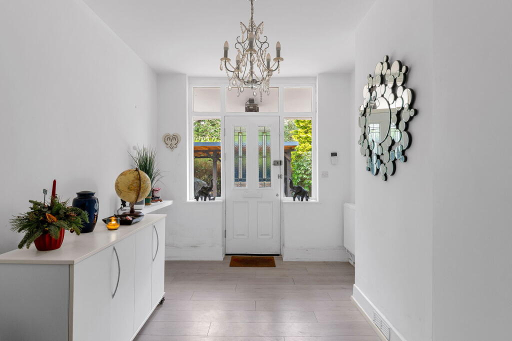 Additional image 10 of Salmons Lane West, Caterham, CR3 5LT