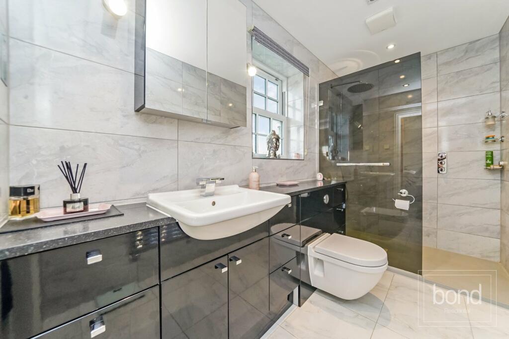 Additional image 10 of Southend Road, Howe Green, Chelmsford, CM2