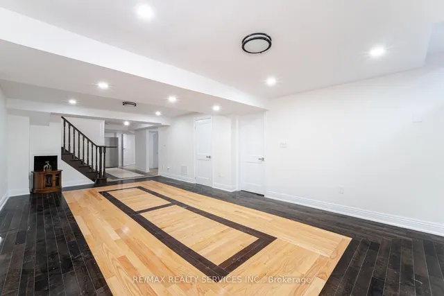 Additional image 40 of 57 Legend Lane