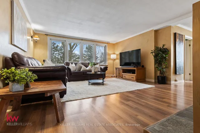 Additional image 12 of 94 Belmont Ave