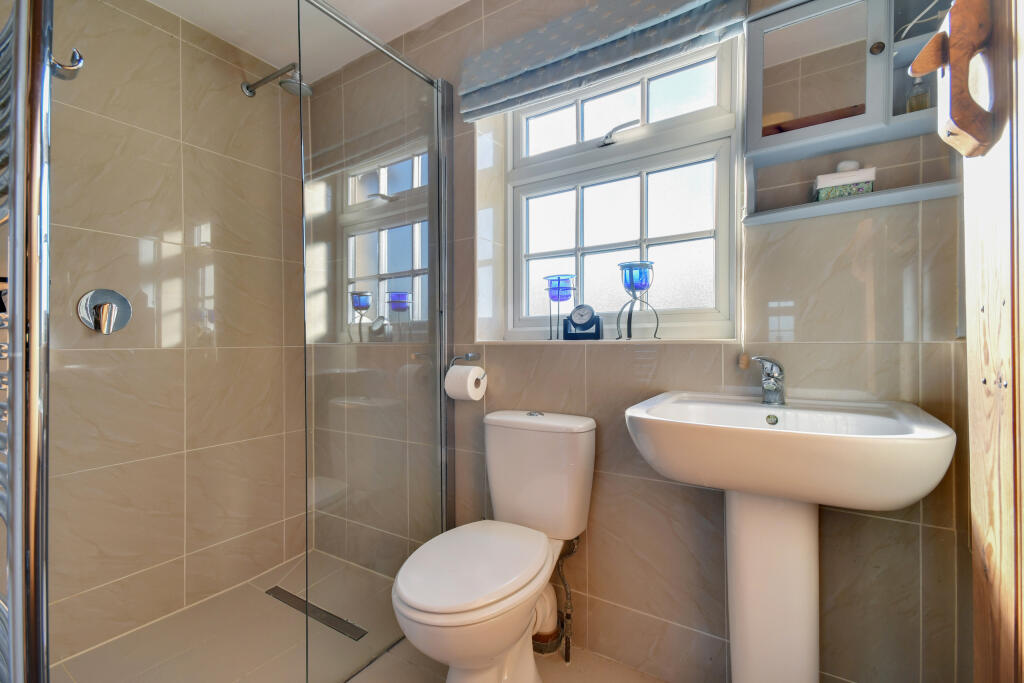 Additional image 20 of Coxtie Green Road, Pilgrims Hatch, Brentwood