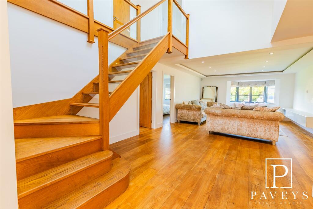 Additional image 23 of White Lodge Crescent, Thorpe-Le-Soken