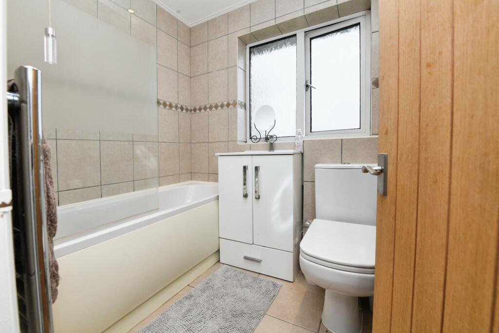 Additional image 11 of The Leas, Burnham-on-Crouch, Essex, CM0