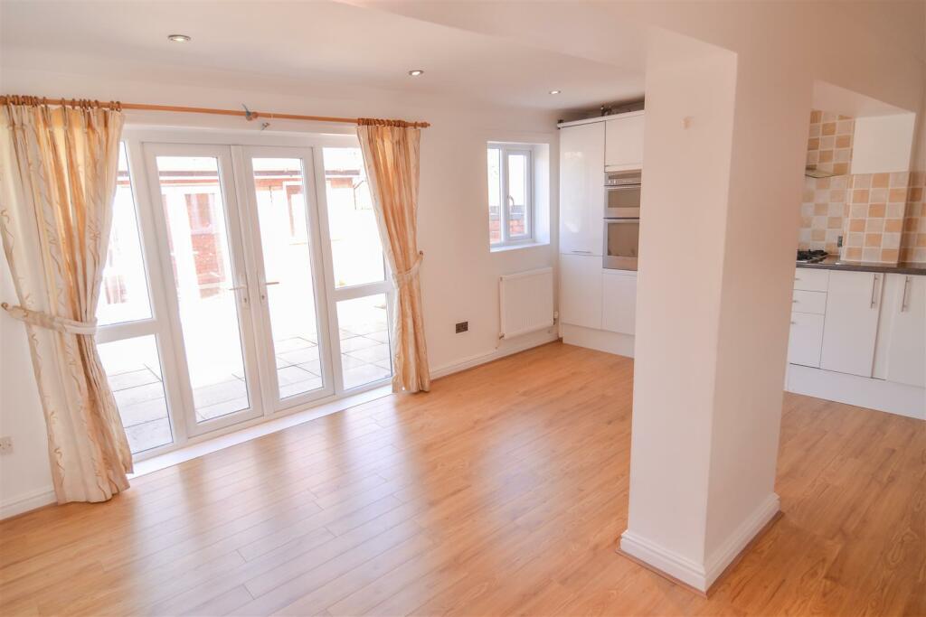 Additional image 7 of Laburnum Farm Close, Ness