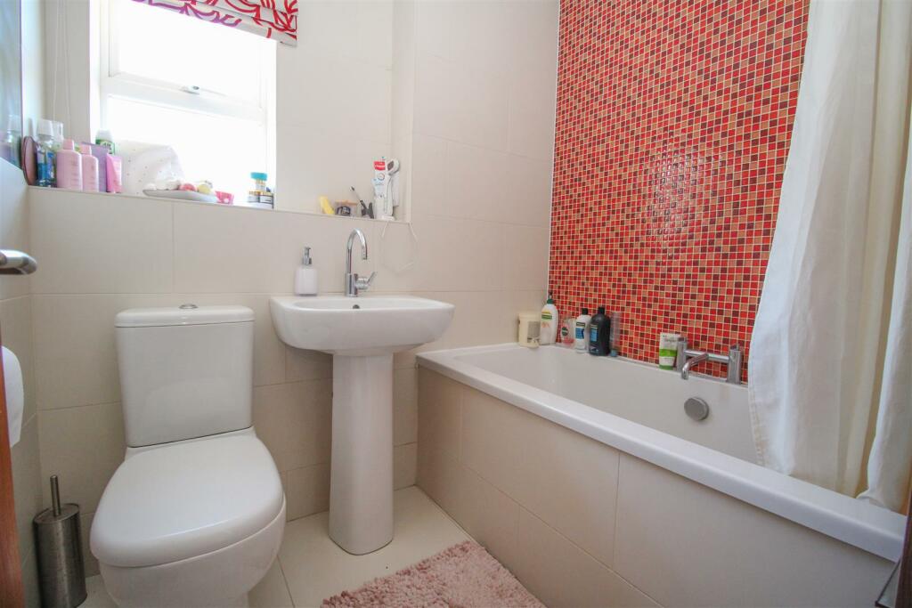 Additional image 18 of Whieldon Grange, Church Langley, Harlow