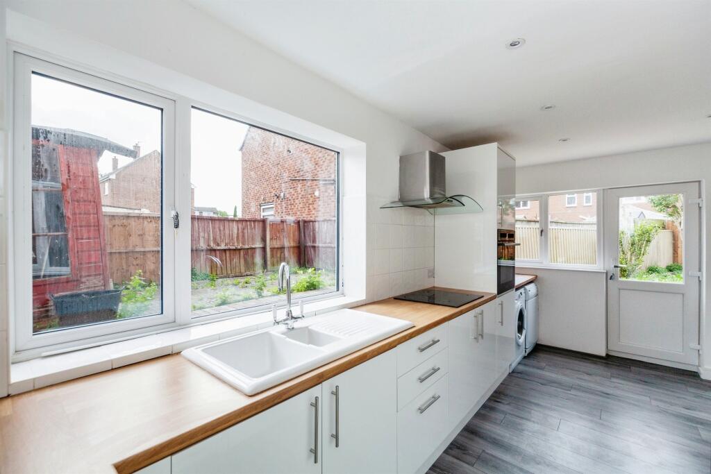 Additional image 5 of Oliver Lane, Great Sutton, Ellesmere Port