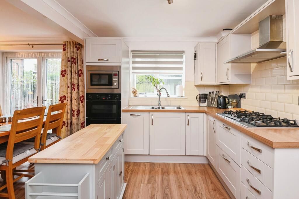 Additional image 5 of Beldams Close, Thorpe-le-Soken, Clacton-on-Sea, Essex, CO16