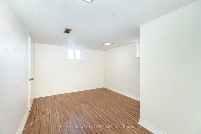 Additional image 15 of 166 Hay Ave