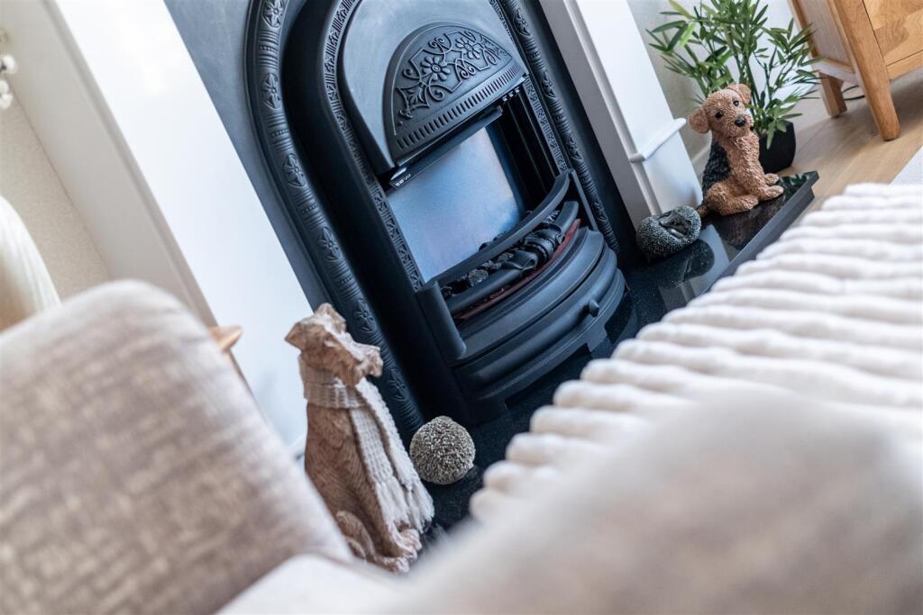 Additional image 4 of West Vale, Neston