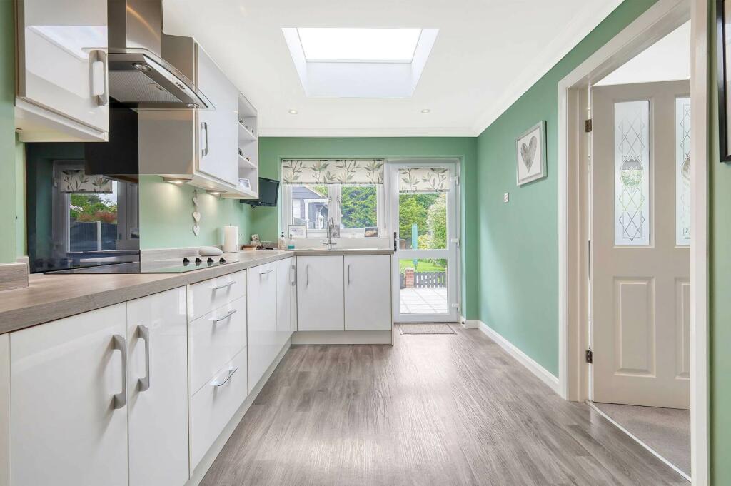 Additional image 16 of Harpers Lane, Doddinghurst, CM15