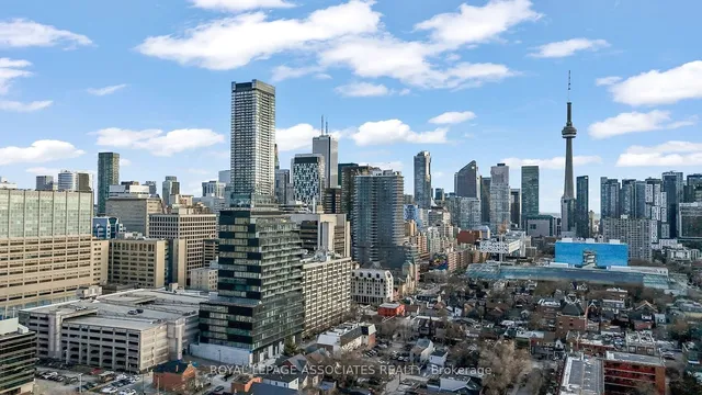 Additional image 36 of 195 McCaul St Unit 401