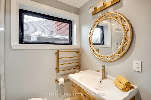 Additional image 24 of 293 Chaplin Cres