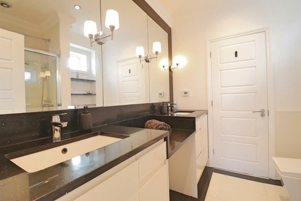 Additional image 21 of Grantham Avenue, Great Notley, Braintree