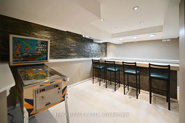 Additional image 24 of 21 Vista Green Cres