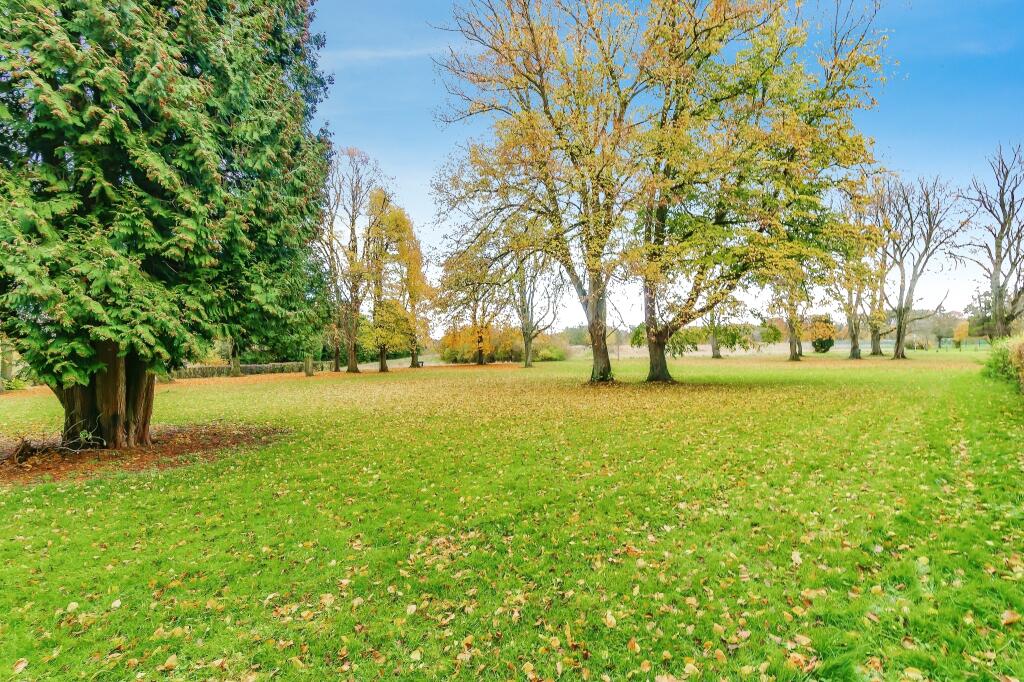 Additional image 4 of Beckett Road, Coulsdon, Surrey, CR5