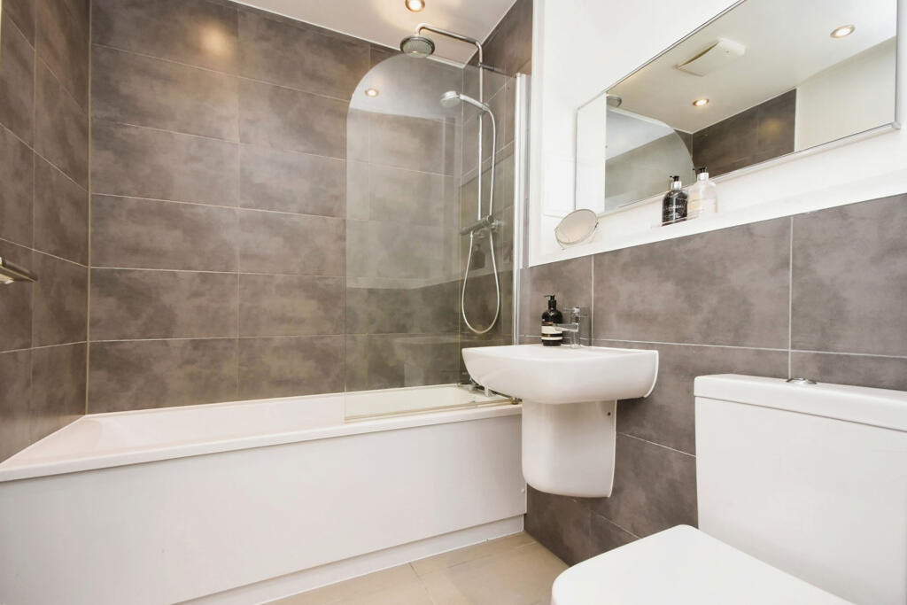 Additional image 9 of Fairfield Road, BRENTWOOD