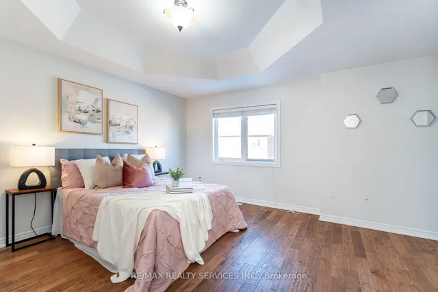 Additional image 22 of 112 Amaranth Cres