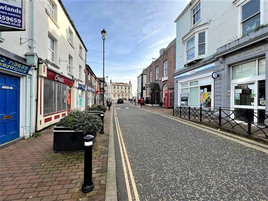 Additional image 9 of 34d High Street Holywell *CHAIN FREE*