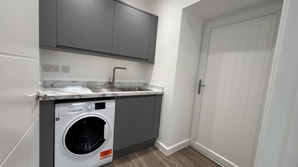 Additional image 6 of Oakview Walk, Harlow, Essex, CM18