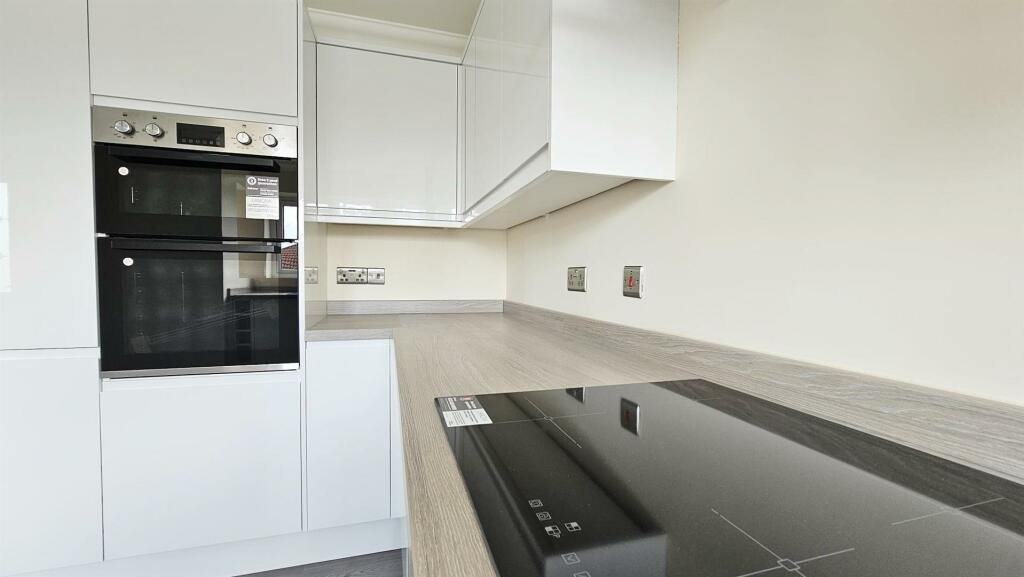 Additional image 9 of Fifth Avenue, Frinton-On-Sea