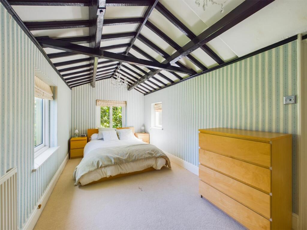 Additional image 30 of Pantasaph