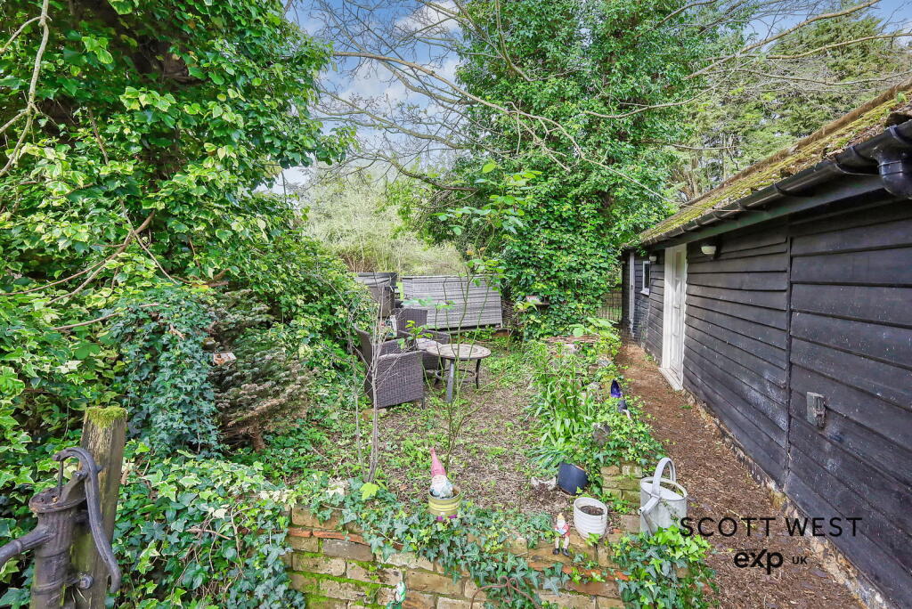 Additional image 3 of One Bedroom Annexe & Land for Sale