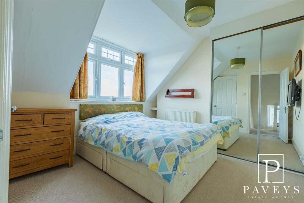 Additional image 17 of Hadleigh Road, Frinton-On-Sea