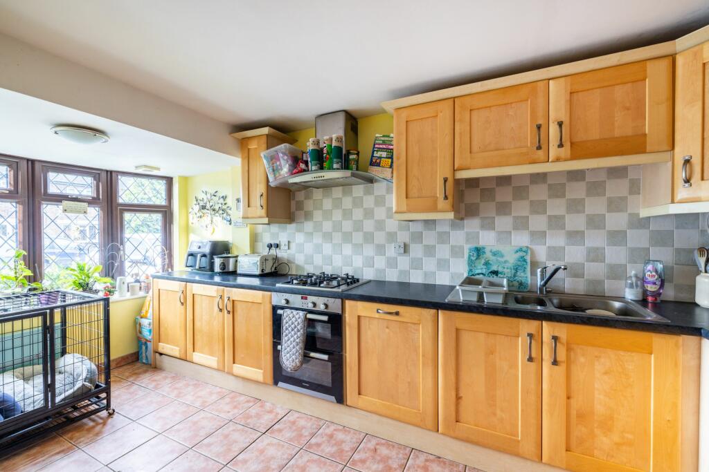 Additional image 11 of Harrow Road, Warlingham, CR6