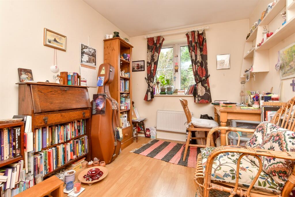 Additional image 6 of Hawthorne Gardens, Caterham, Surrey