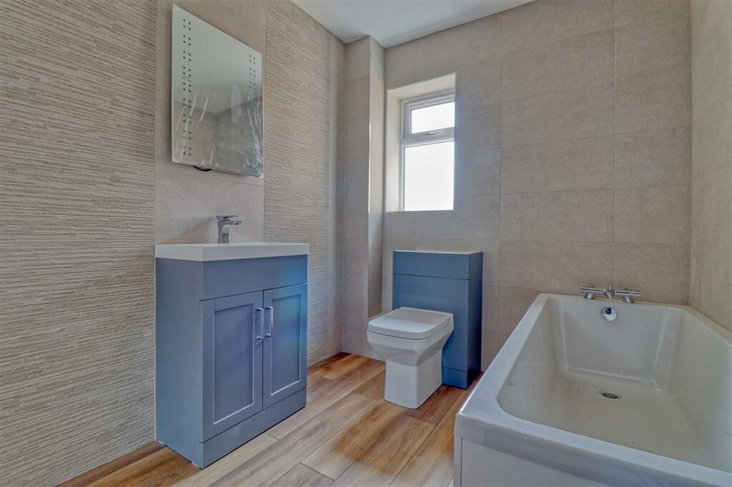 Additional image 8 of Manor Gardens, Manor Road, Great Holland