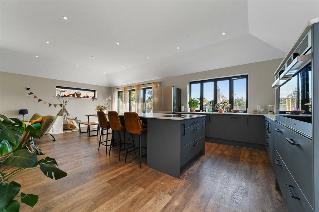 Additional image 6 of Hadleigh Road, East Bergholt