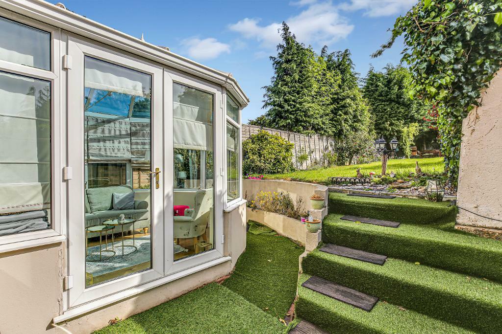Additional image 16 of Sunnybank, Warlingham, Surrey, CR6 9SS
