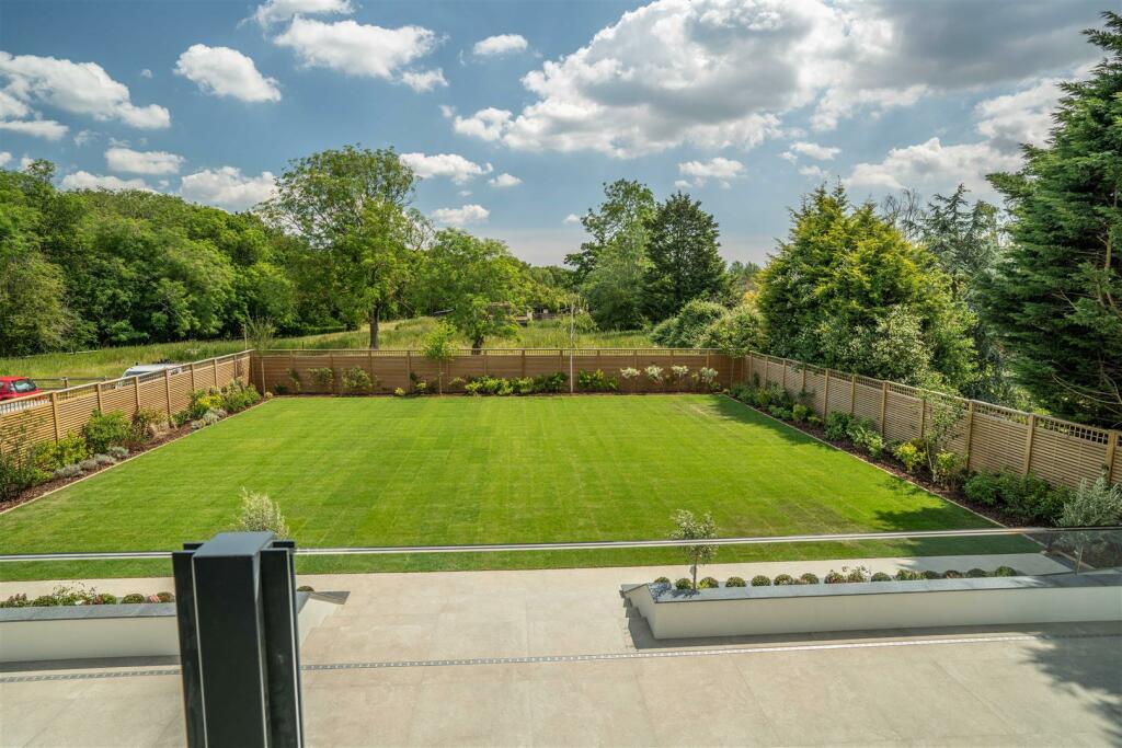 Additional image 53 of Broomhills Chase, Little Burstead, Billericay