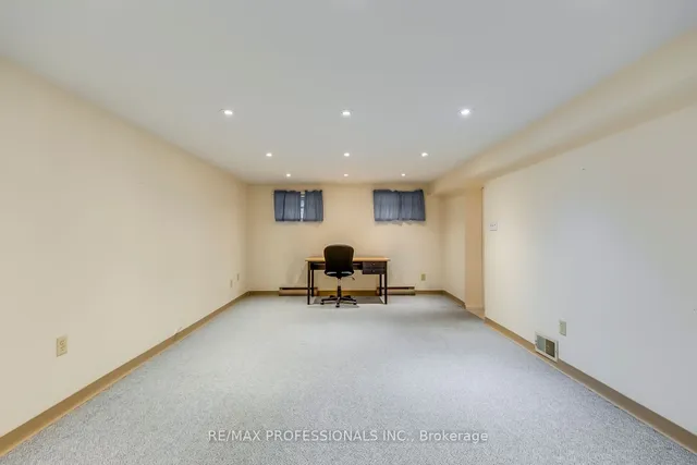 Additional image 34 of 103 Carsbrooke Rd