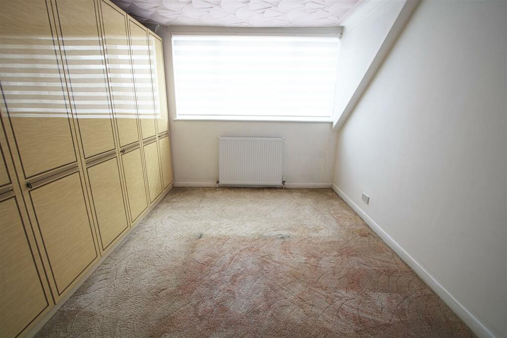 Additional image 7 of Crescent Gardens, Billericay