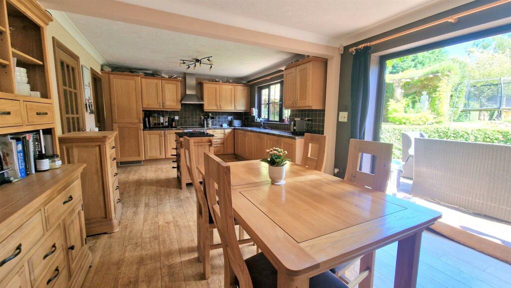 Additional image 21 of Riffhams Lane, Danbury