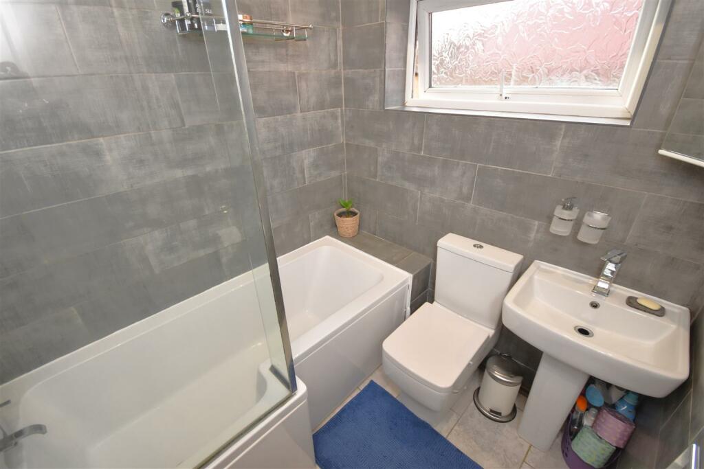 Additional image 17 of Olive Drive, Neston