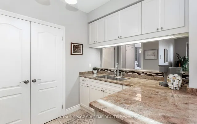 Additional image 18 of 2 Aberfoyle Cres Unit 411