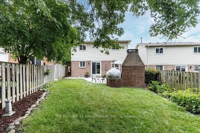Additional image 40 of 92 Cassander Cres
