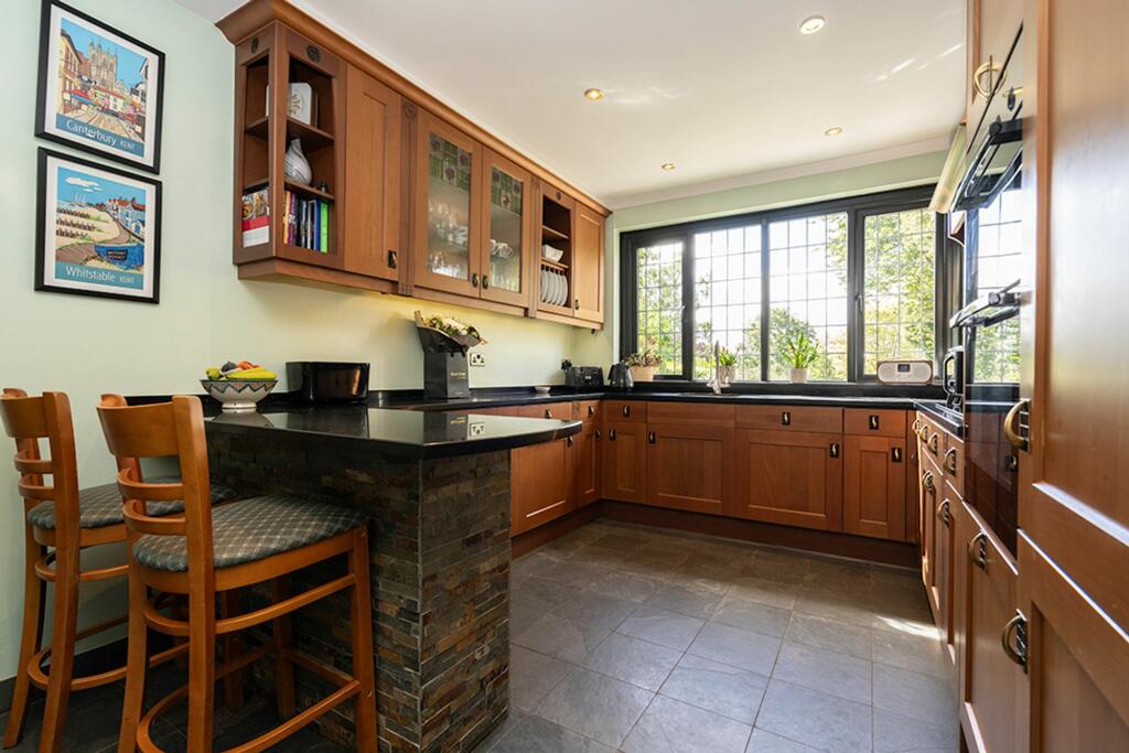 Additional image 11 of Peter Street, Stock, CM4