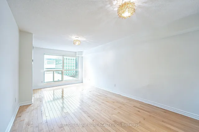 Additional image 9 of 250 Wellington St Unit 636