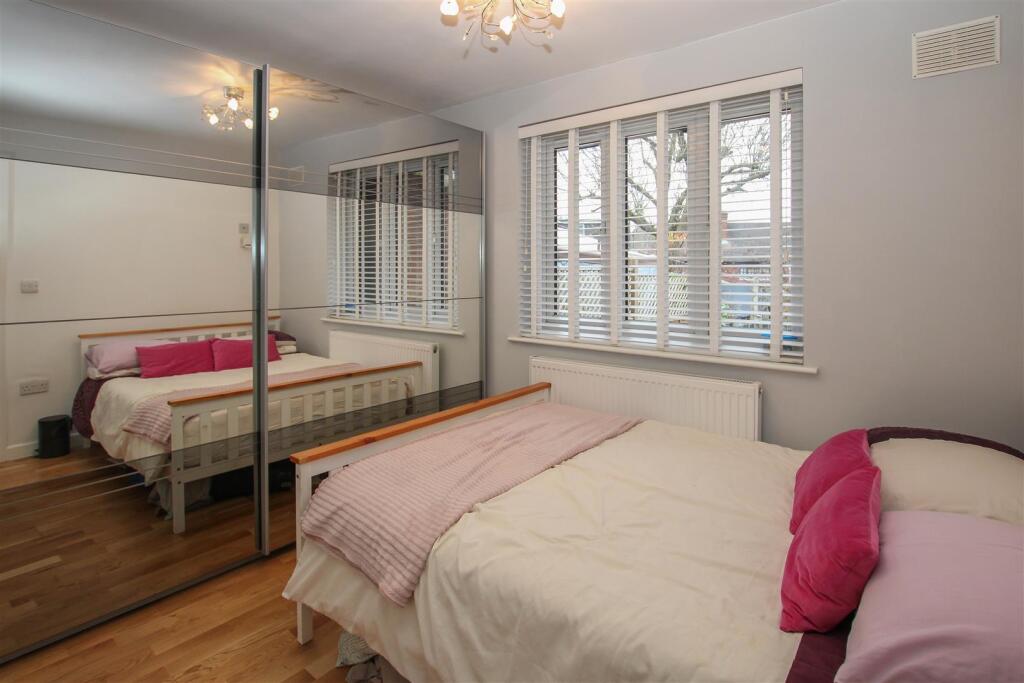 Additional image 8 of Hawthorn Avenue, Brentwood