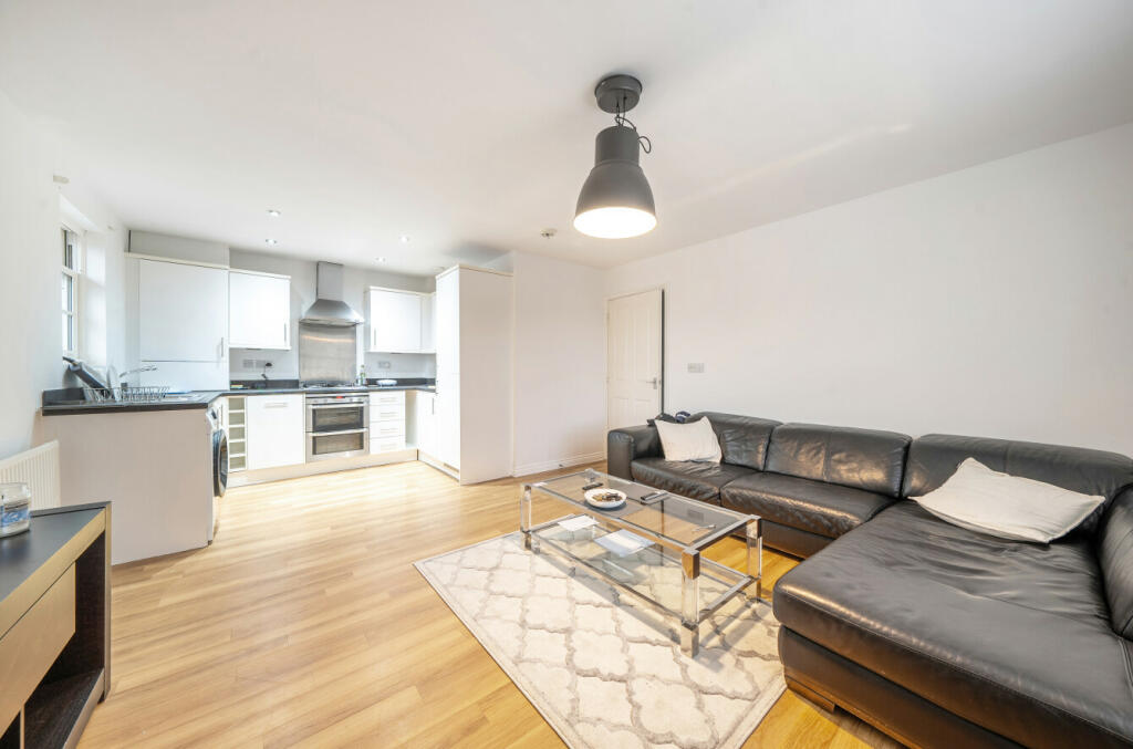 Additional image 13 of White Hart Way, Dunmow, Essex, CM6