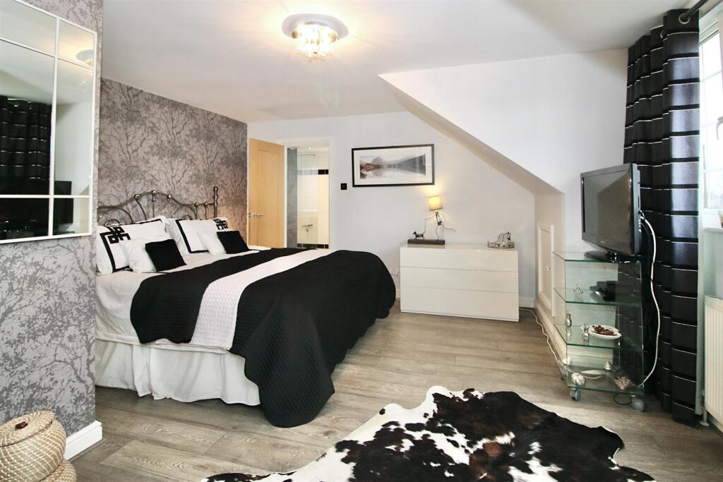 Additional image 11 of Park Lane, Ramsden Heath, Billericay