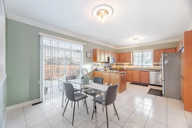 Additional image 10 of 35 Clearfield Dr