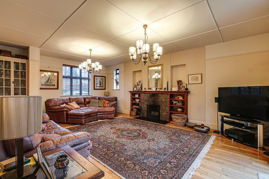 Additional image 8 of Arkwright Road, Sanderstead, Surrey, CR2 0LN