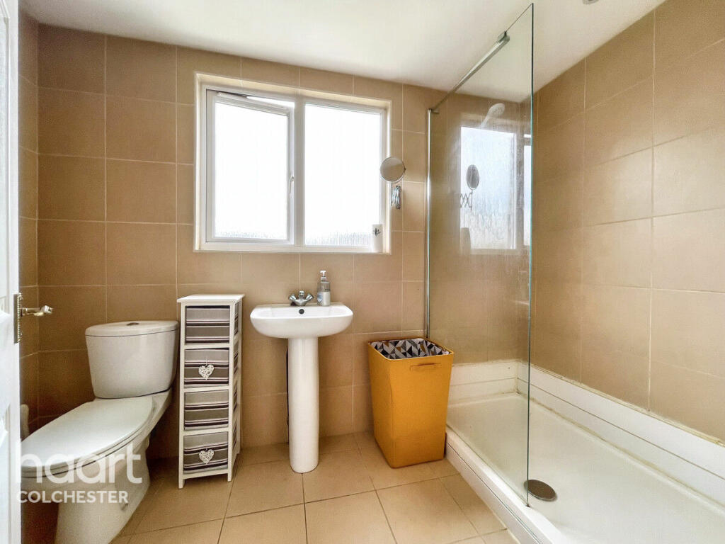 Additional image 20 of St Andrews Gardens, Colchester