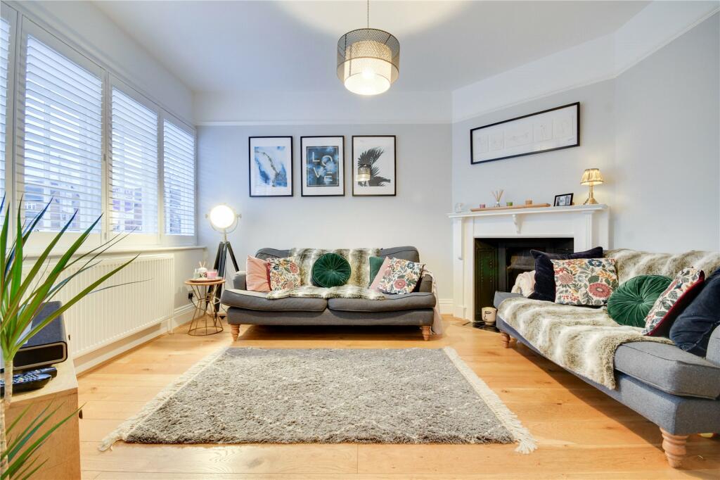 Additional image 3 of Cedar Avenue, Chelmsford, Essex, CM1