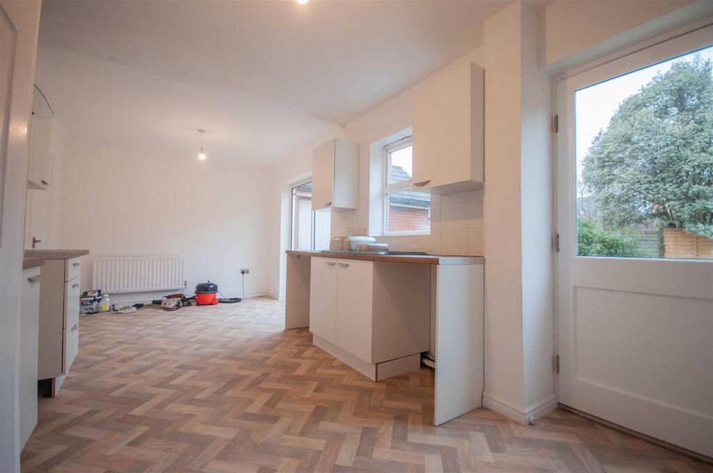 Additional image 7 of Wickham Crescent, Chelmsford